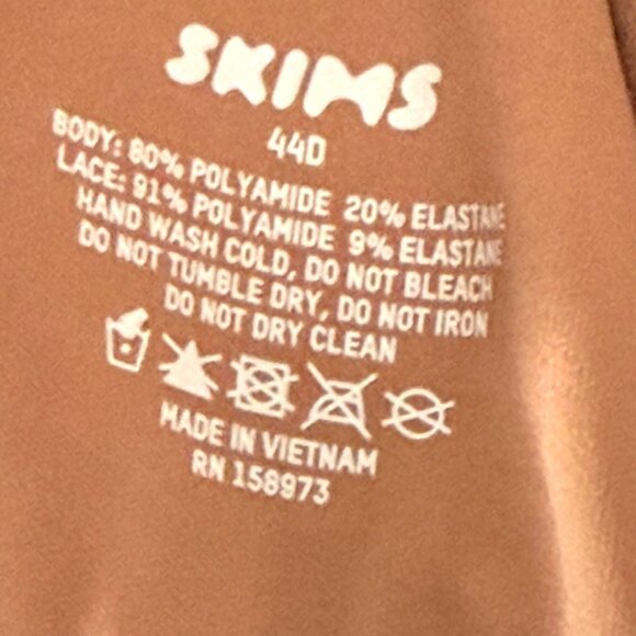 Skims Fits Everybody Lace Scoop Underwire Bra Womens 44D Nude Sienna - Picture 2 of 5